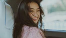 娱乐圈最新吃瓜事件视频,某明星深夜密会神秘女子，真相令人震惊！