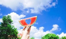 娱乐吃瓜背景图图文素材,揭秘明星幕后故事，吃瓜群众狂欢时刻