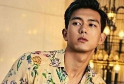 娱乐吃瓜老牌男星是谁呀,吃瓜群众热议的“老牌男星”究竟是谁？